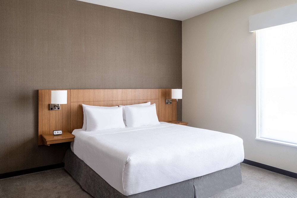 Hyatt Place Fort Worth-Alliance Town Center 15/47