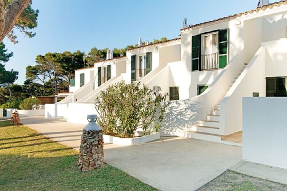Cala Blanca Apartments 7/40