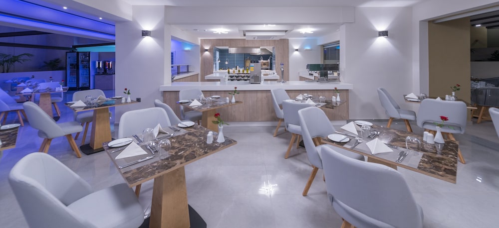 Imperial Palace - Adults Only 31/47