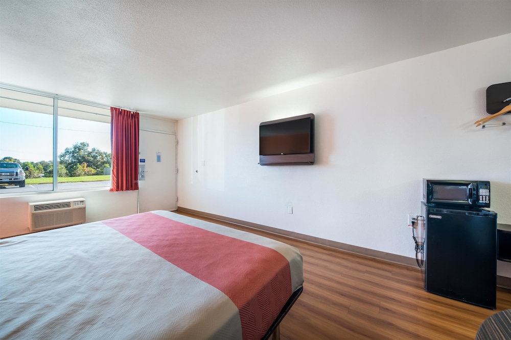 Motel6 Connellys Springs, NC 20/40