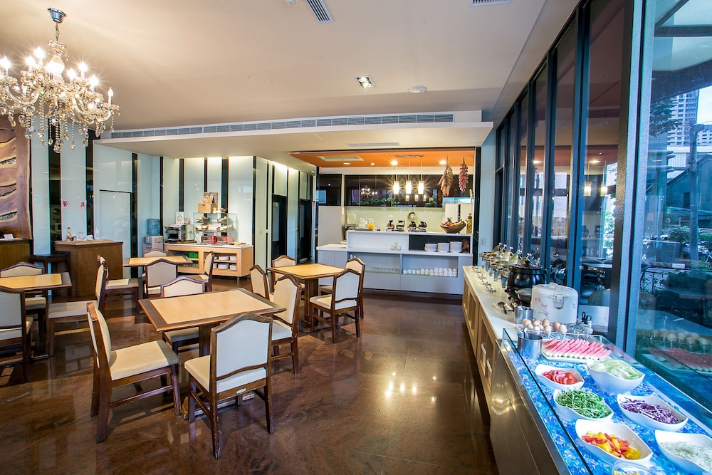 Huang Shin Business Hotel - ZhongGung Branch 38/43