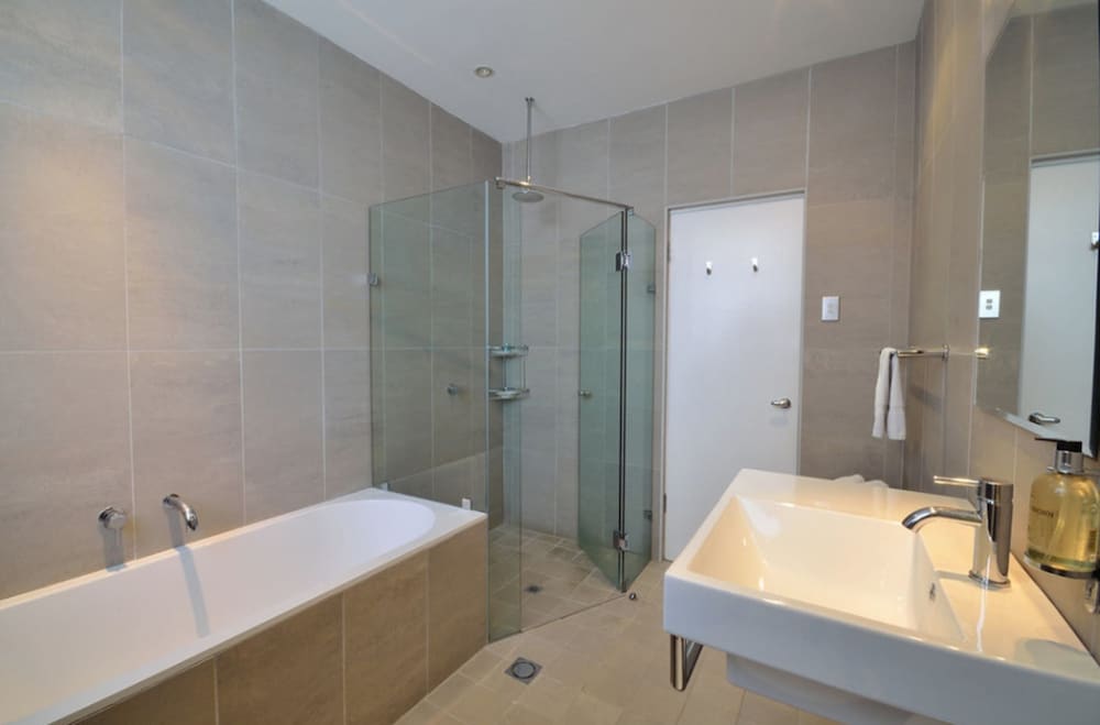 Dive Hotel Coogee Beach 14/53