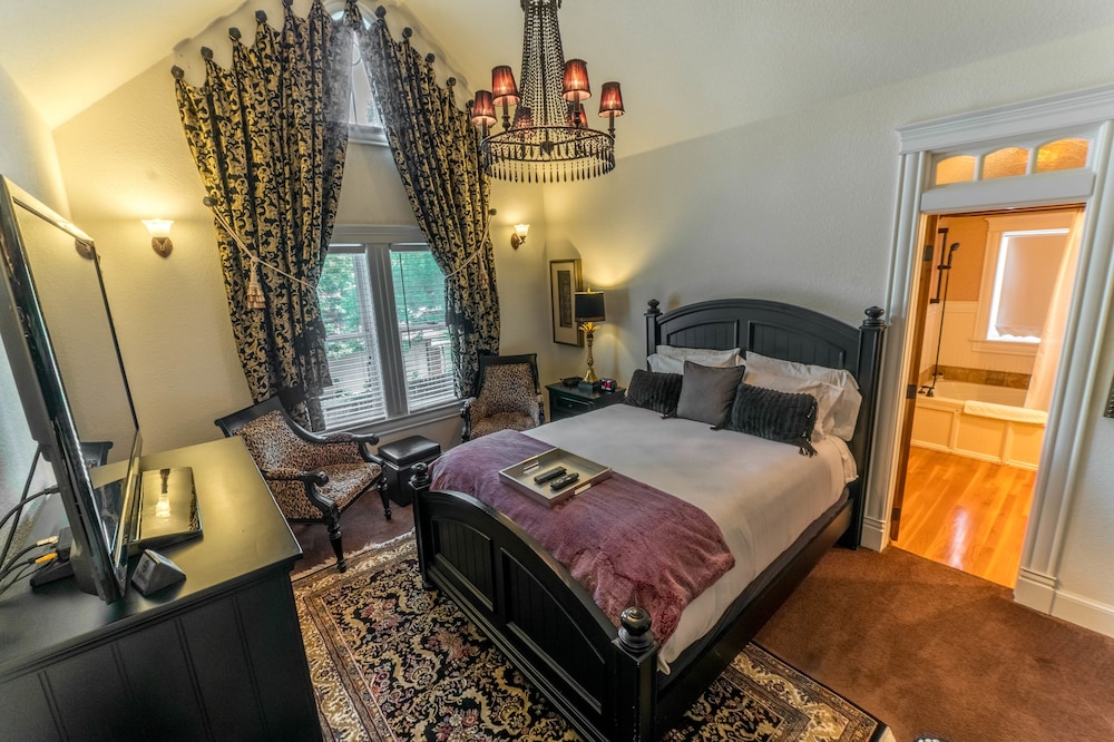The Victoria B & B 20/71