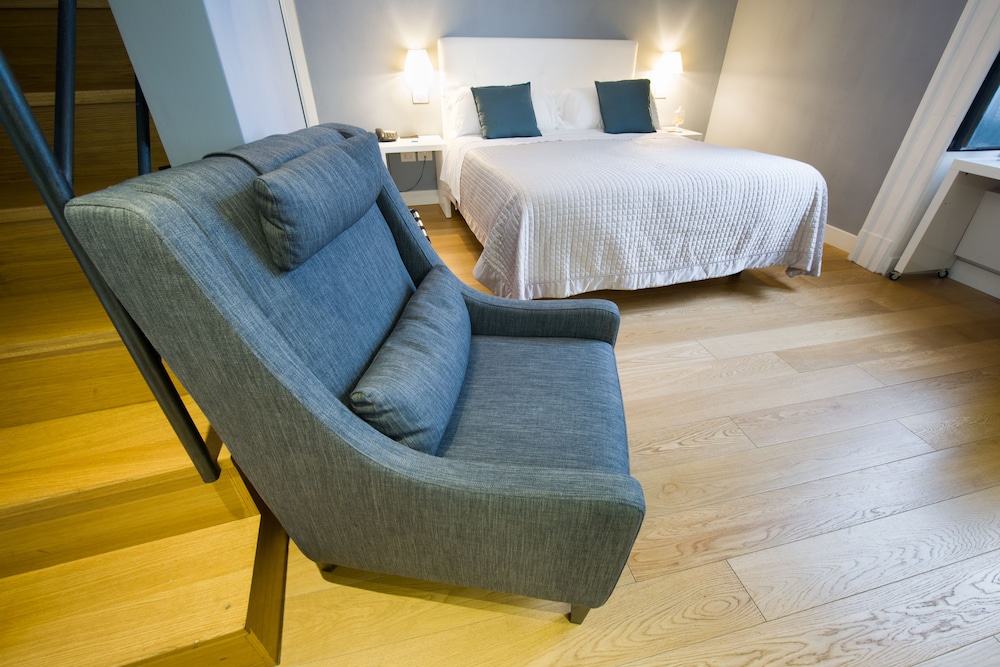 SANTA CHIARA BOUTIQUE HOTEL 34/73