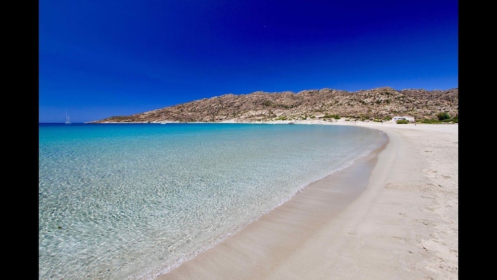 Grandma Vasiliki Rooms To Let 45/55