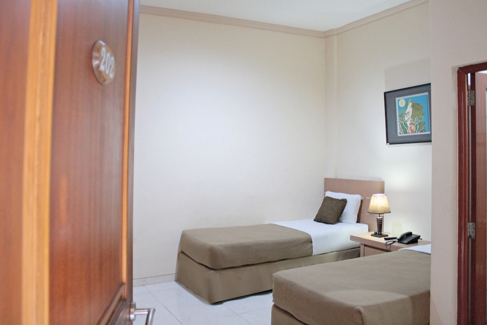 Graha Dpt 33 Hotel 35/55