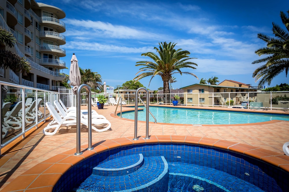 Kirra Beach Apartments 74/78