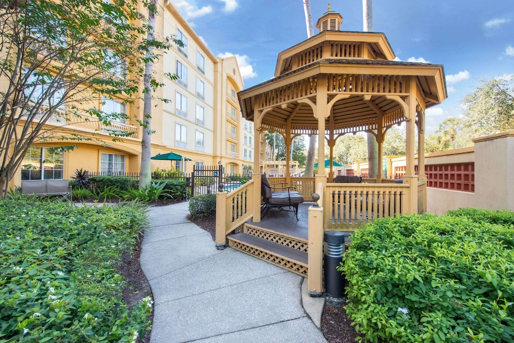La Quinta Inn & Suites by Wyndham Tampa Brandon Regency Park 9/49