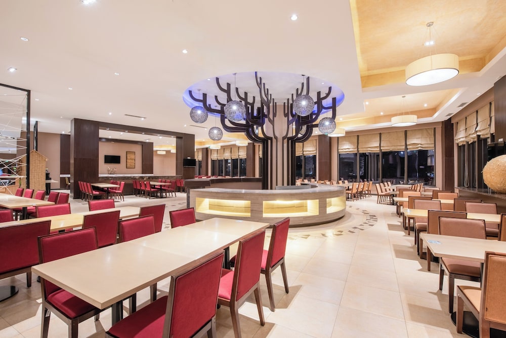 HOLIDAY INN EXPRESS CHANGBAISHAN 32/49