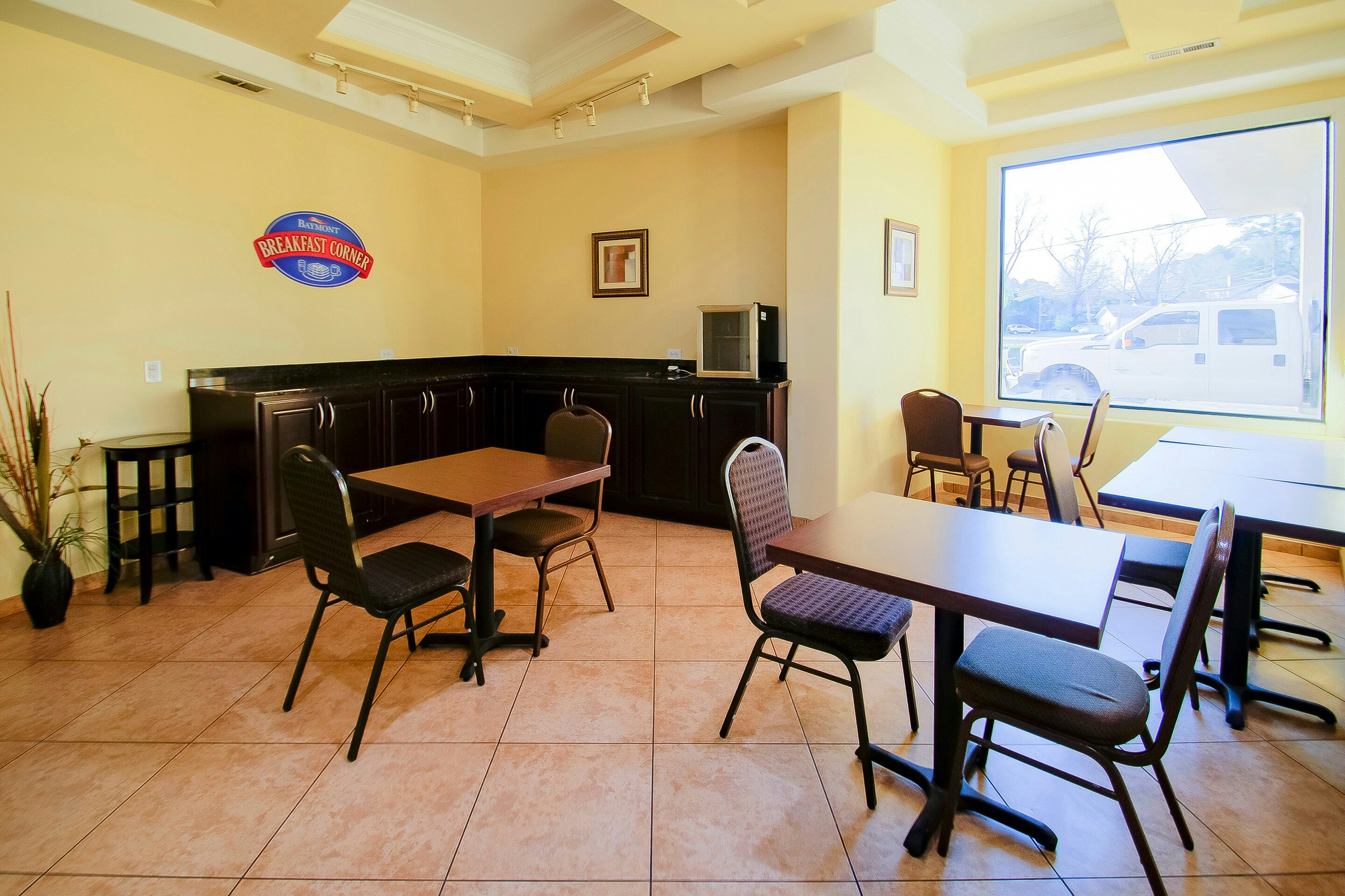 Cypress Inn & Suites Washington 10/14