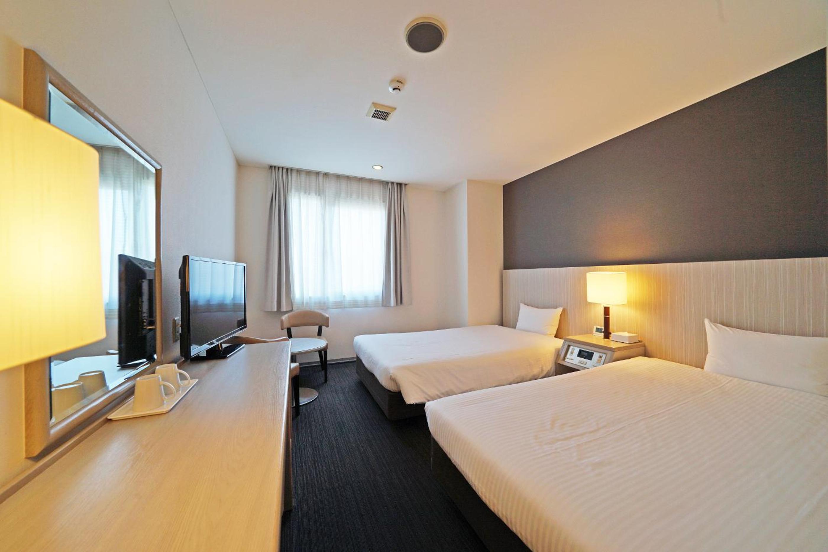 Semi Room, Comfort, 2 Semi Double Beds, Smoking