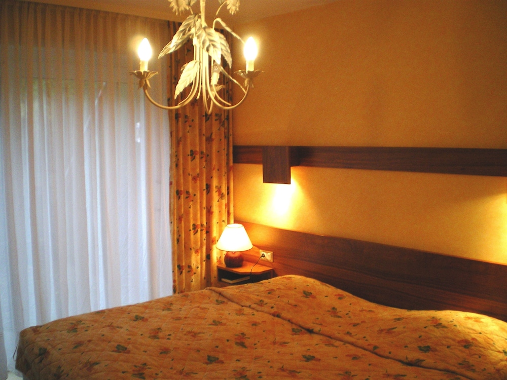 Hotel Les Vosges 30/34