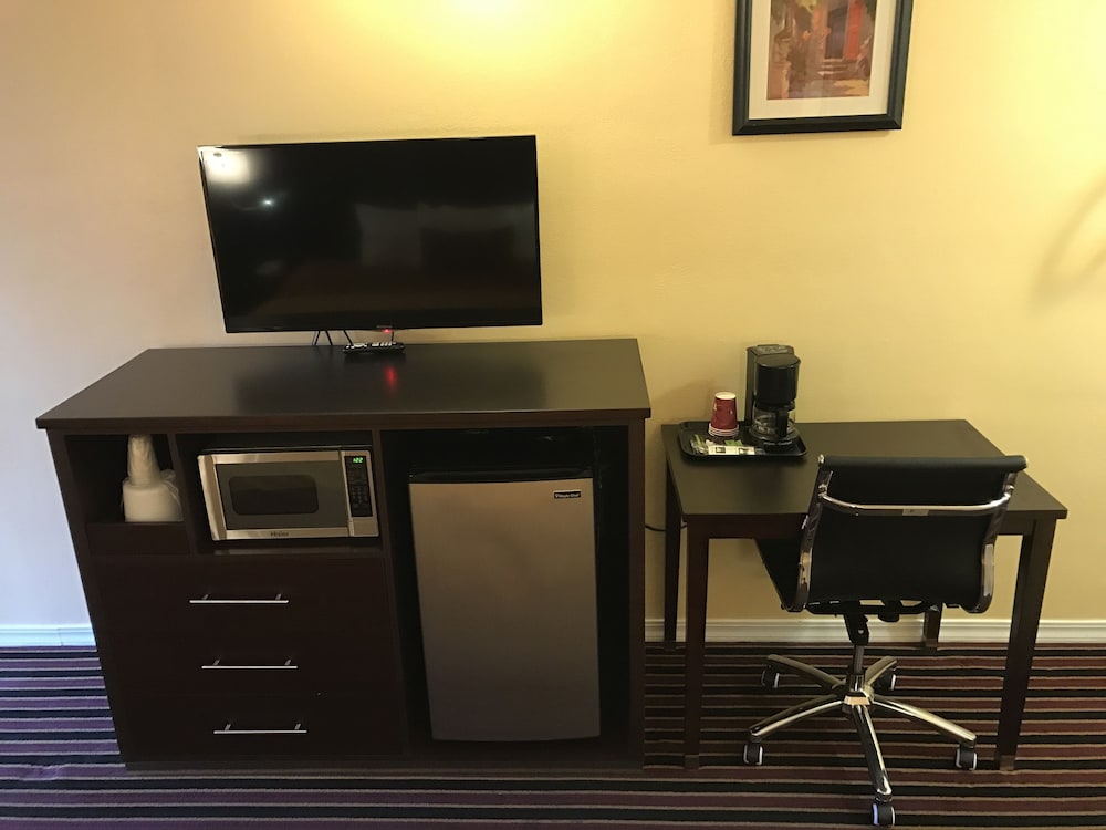 Budget Inn of America 50/65