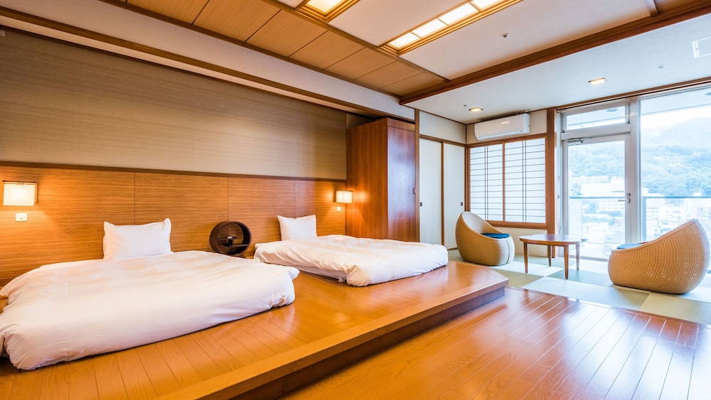 Oedo-Onsen-Monogatari Ito Hotel New Okabe 12/56