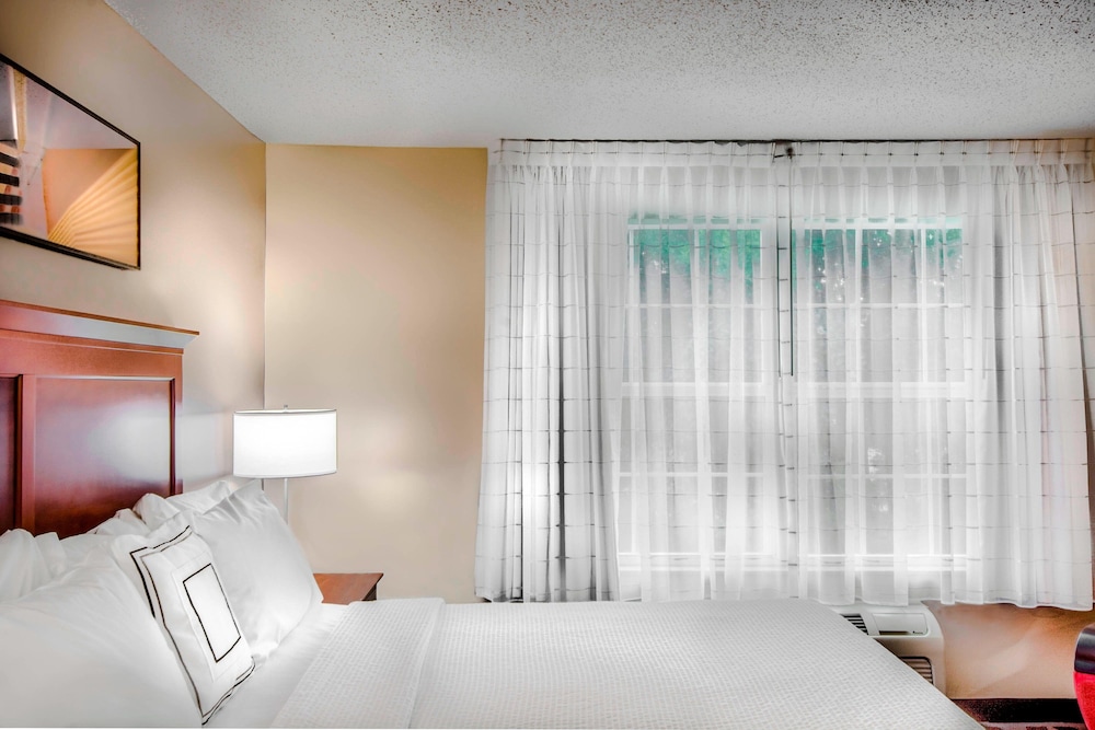 Towneplace Suites By Marriott Baltimore Bwi Airport 12/41