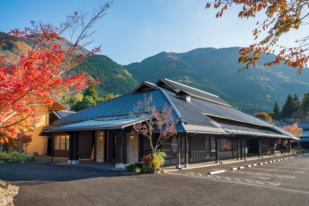 Yufuin Baien Garden Resort (ex Ryokan Baien) 5/47