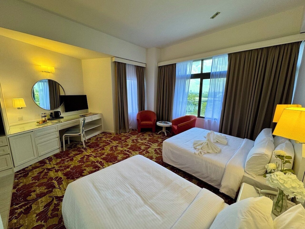 Royal Park Hotel @ UNITEN 15/50