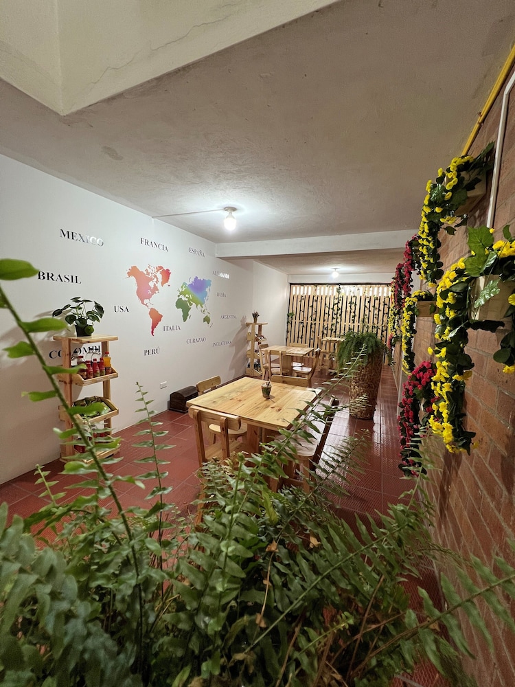 Hotel Oporto 83 38/50