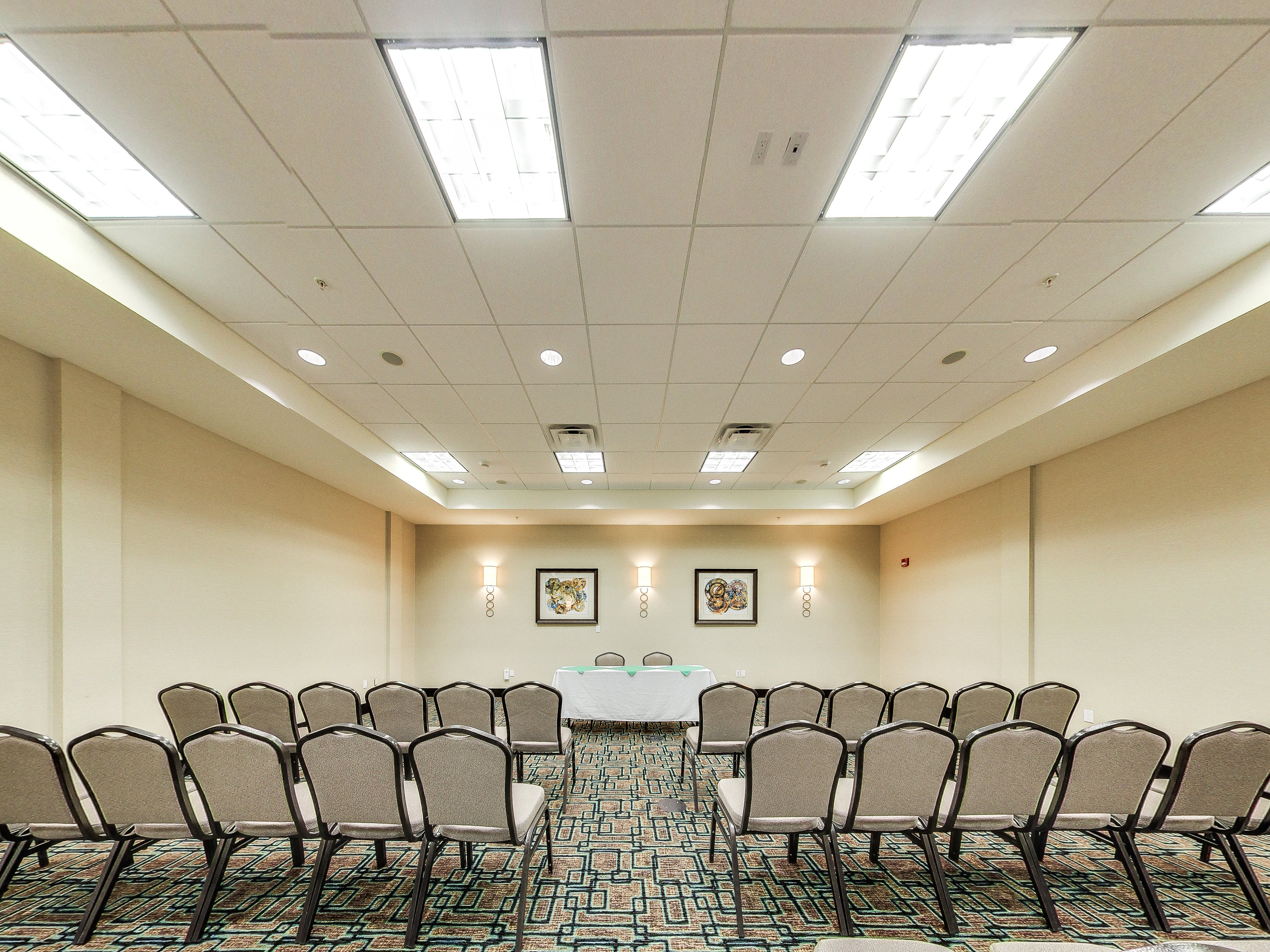 Holiday Inn Hotel And Suites Edmonton Airport Conference Centre 61/70