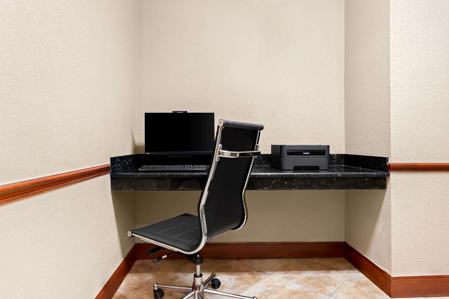 Comfort Suites Tampa Airport North 27/35