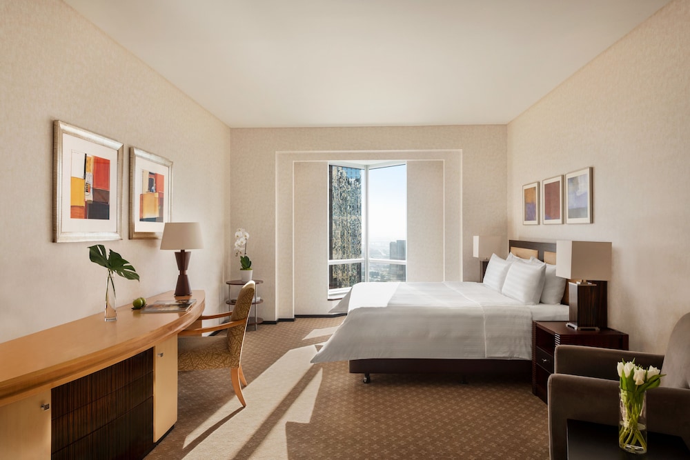 Shangri-La Residences and Apartments 9/45
