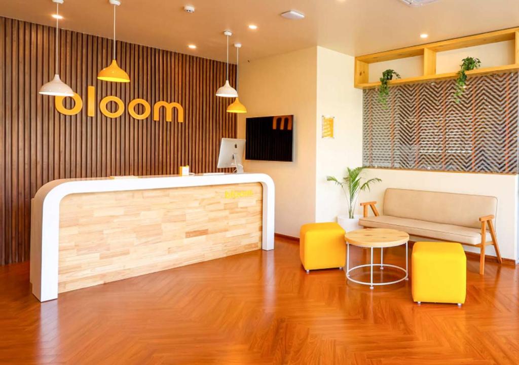 Bloom Hotel - Golf Course Road, Sector 43 6/42