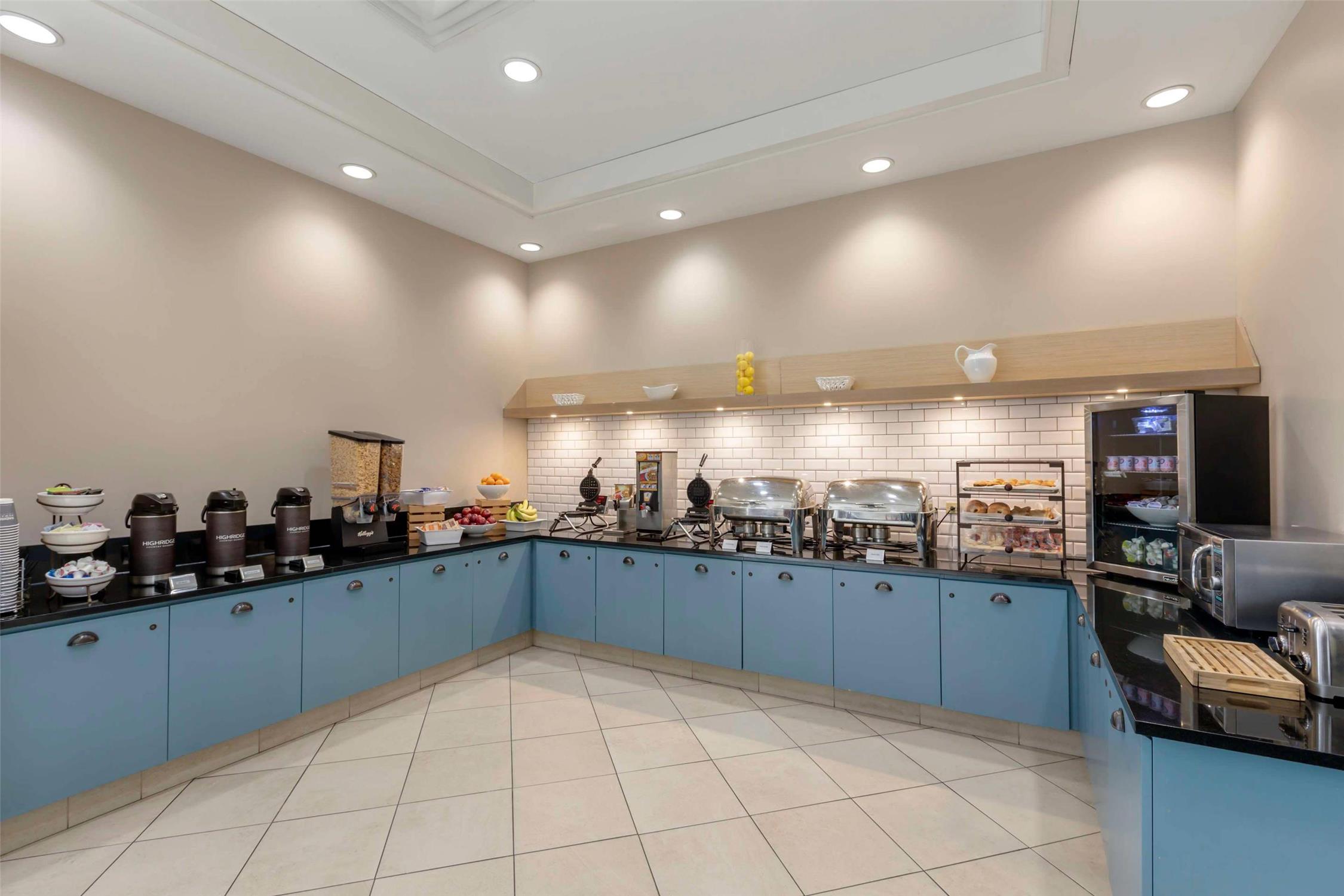 Country Inn & Suites By Radisson, Elk Grove Village/Itasca 14/30