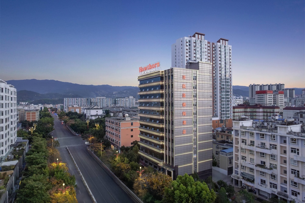 Hawthorn by Wyndham Lincang Linxiang 3/19