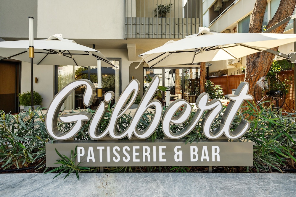 Sherwood Premio Hotel 7/50