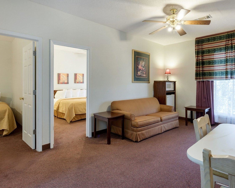 Quality Inn Robinsonville, MS 21/33