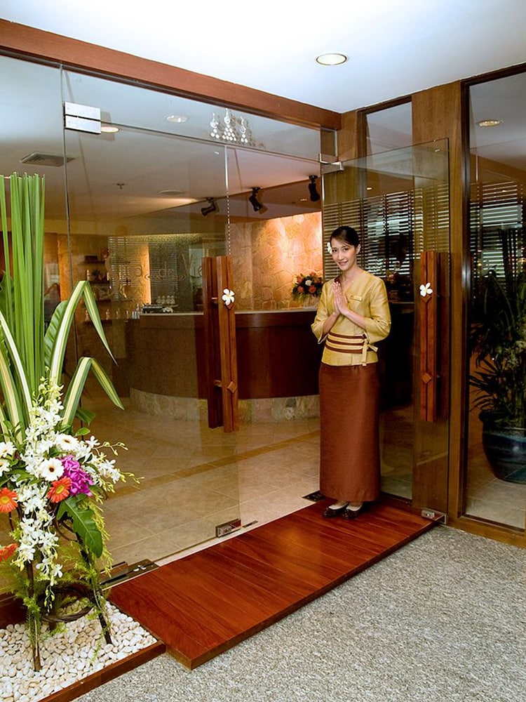 Lobby at Zenith Sukhumvit Hotel Bangkok, BANGKOK