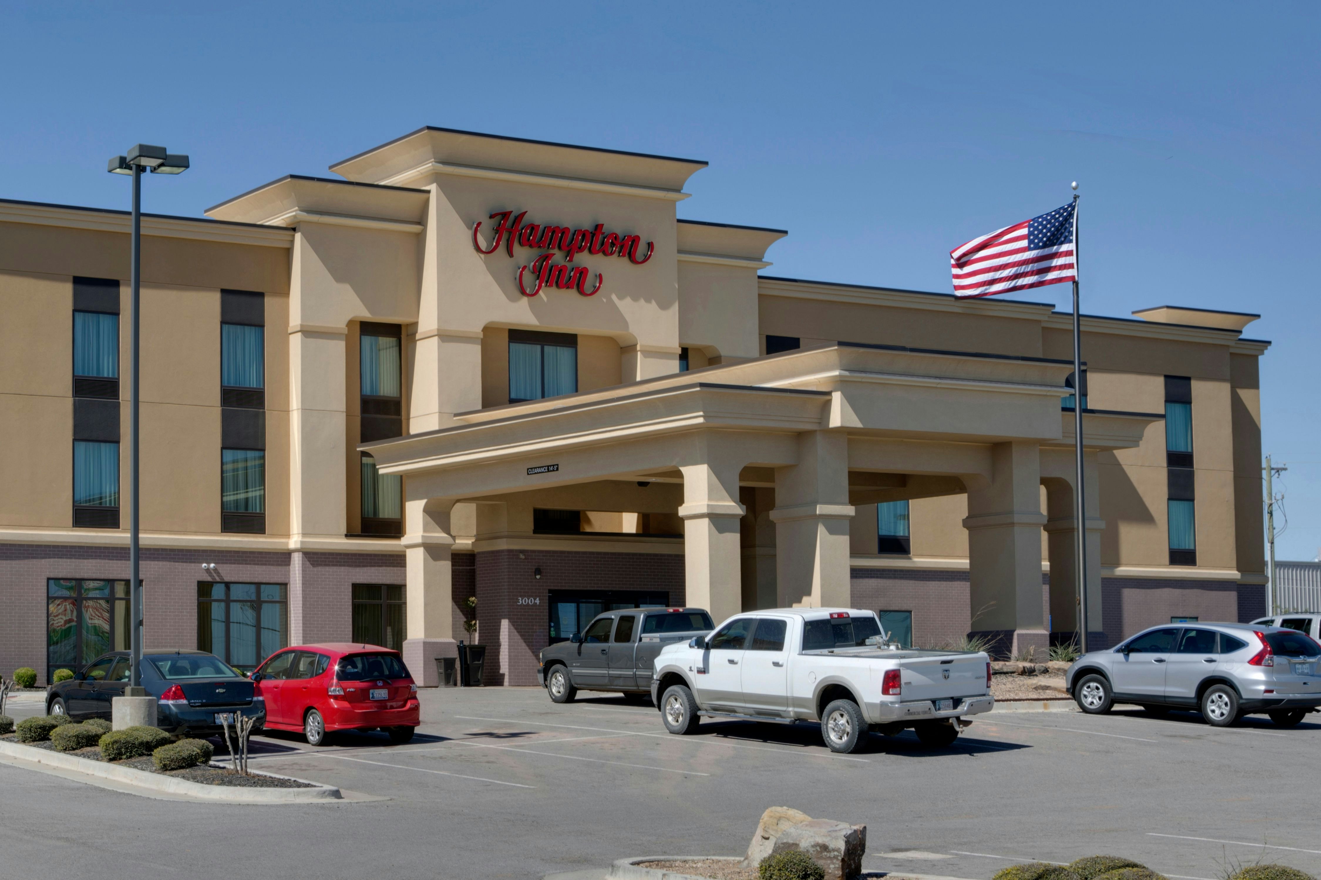 Hampton Inn Chickasha 52/54