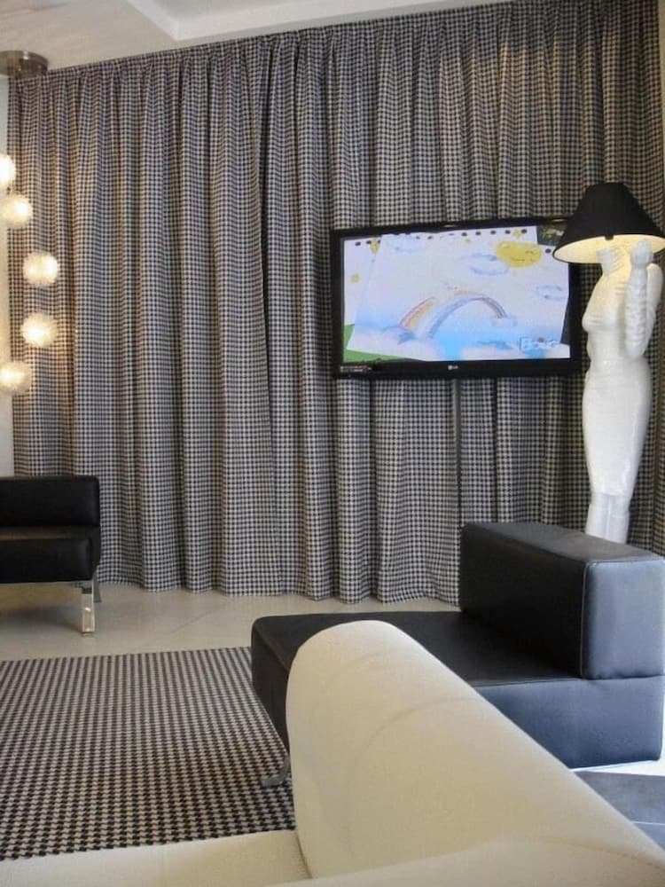 Atmosphere Suite Hotel 23/56