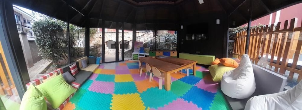 GRAND AQUARIUM 62/72