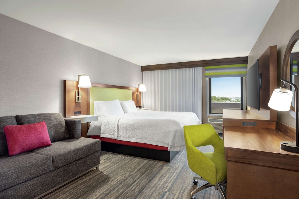 Hampton Inn Milwaukee/Brookfield 19/36