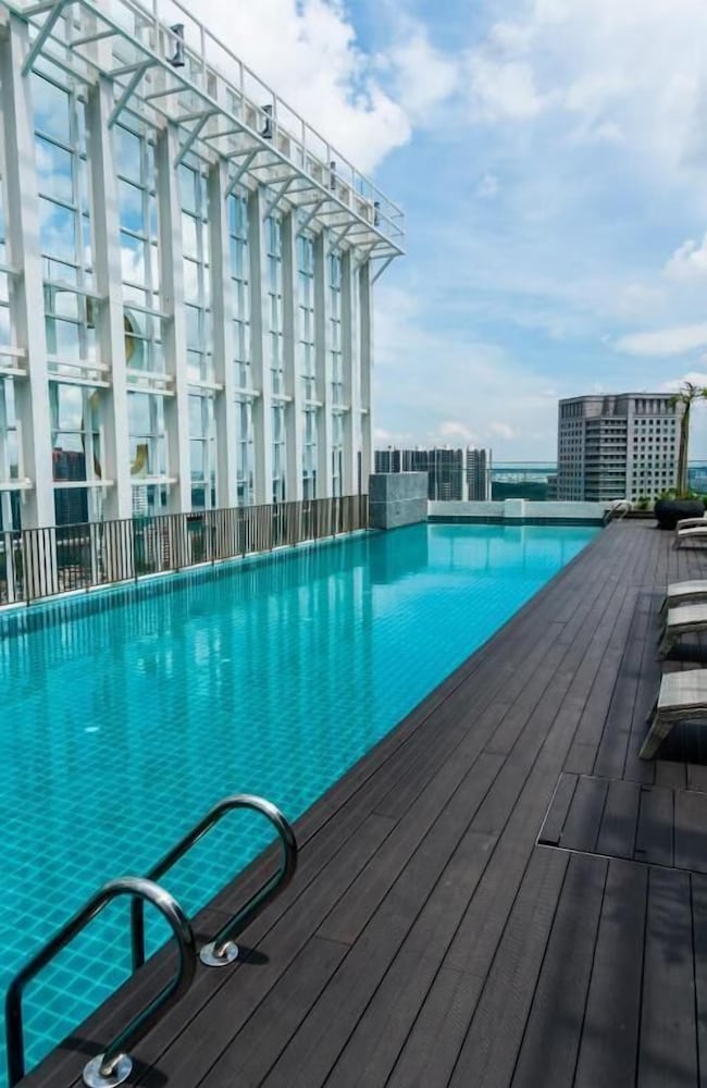 Shama Suasana Johor Bahru 7/50