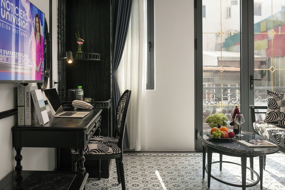 Hanoi Le Chateau Hotel & Spa 40/50