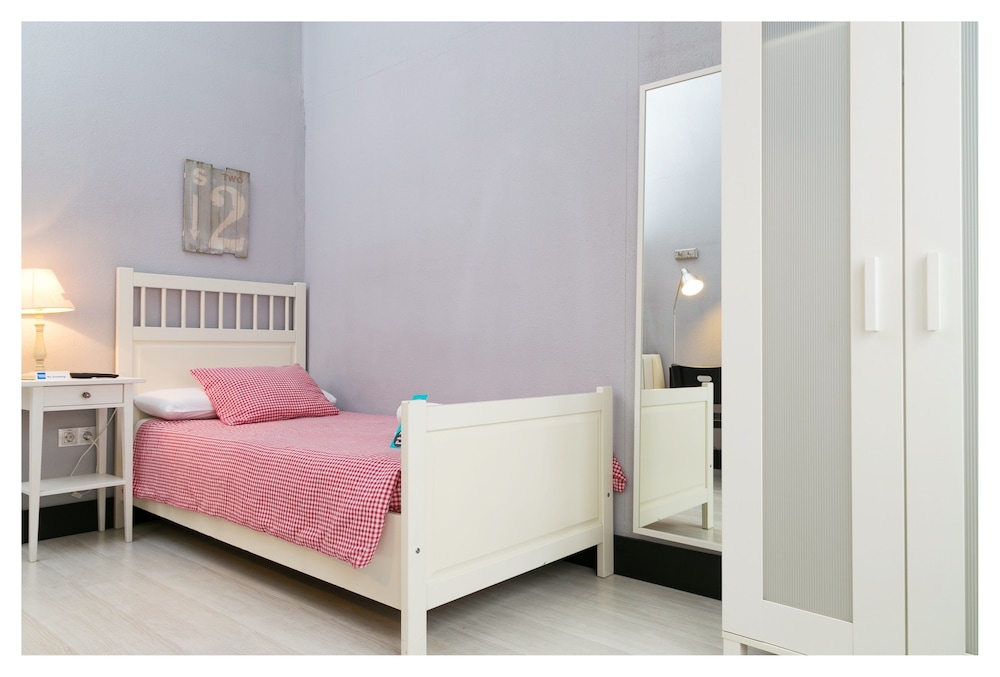B&B Hi Valencia Canovas 44/60
