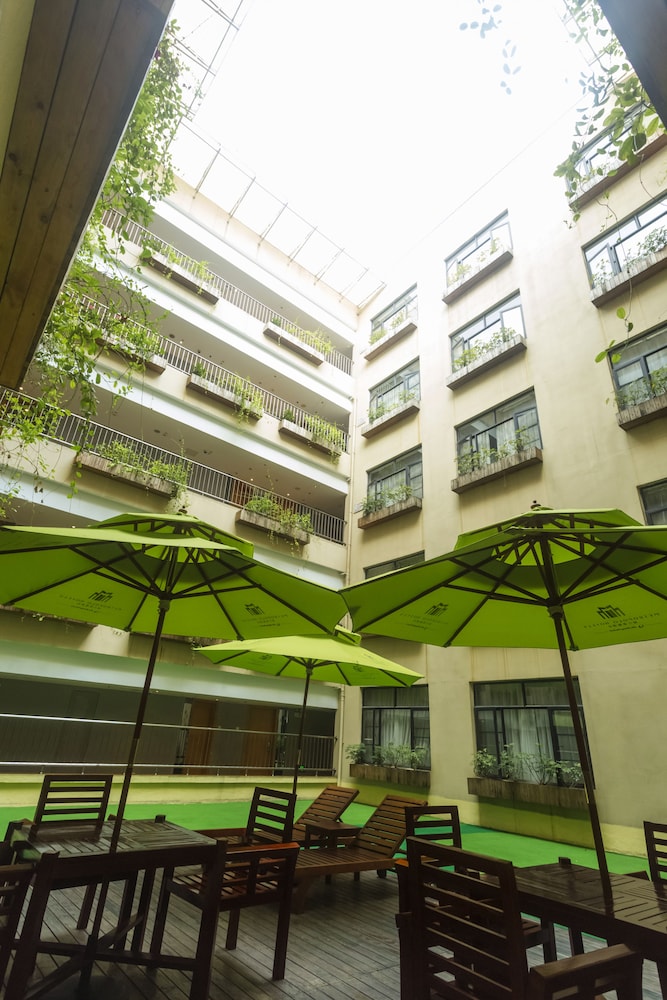 Jinjiang Metropolo Hotel 5/48