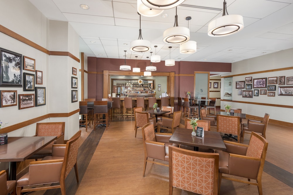 The Inn At Virginia Tech And Skelton Conference Center 28/50