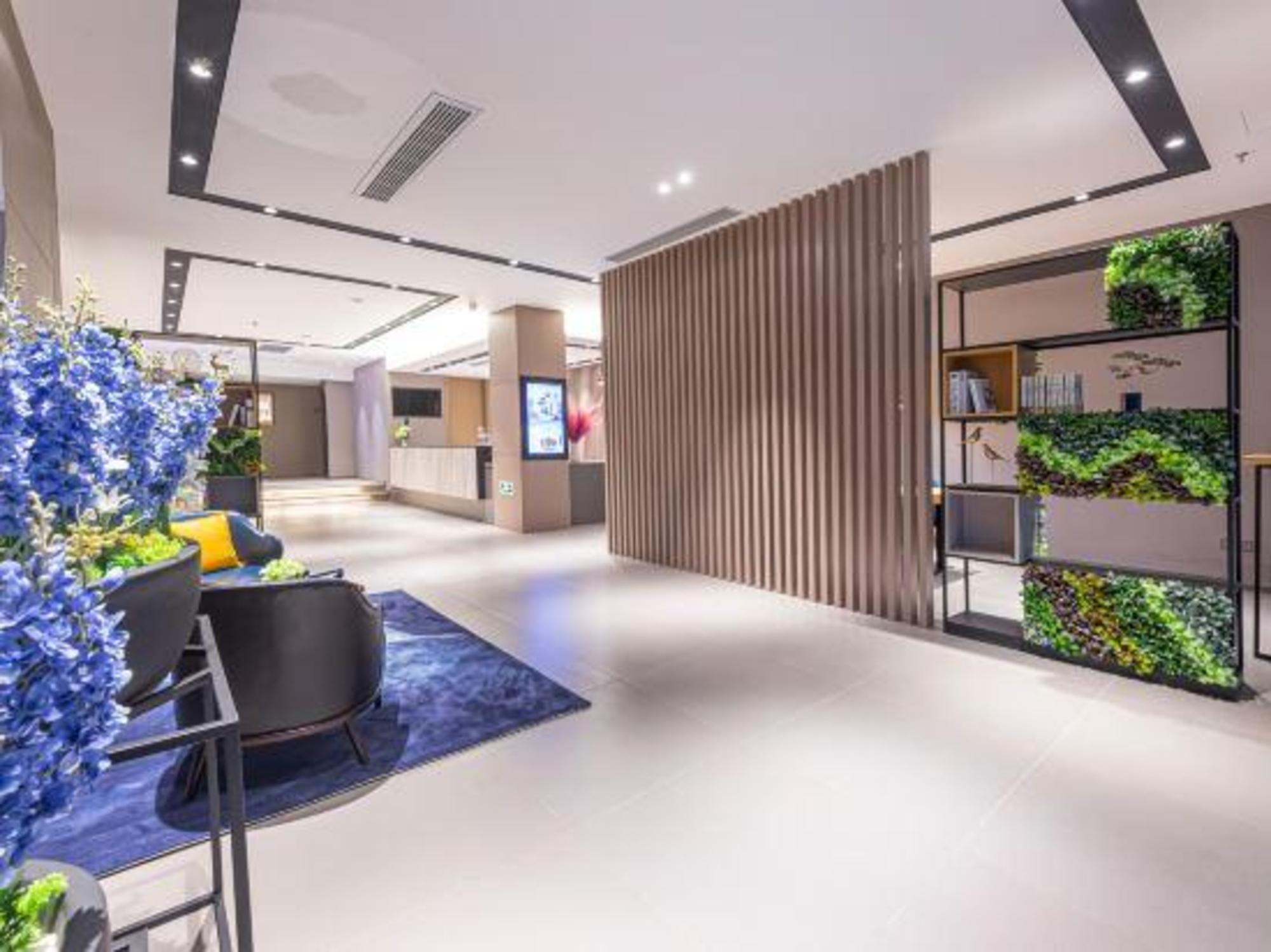 Homeinn Neo (Suzhou Center Yanyuqiao Subway Station Store) 12/27