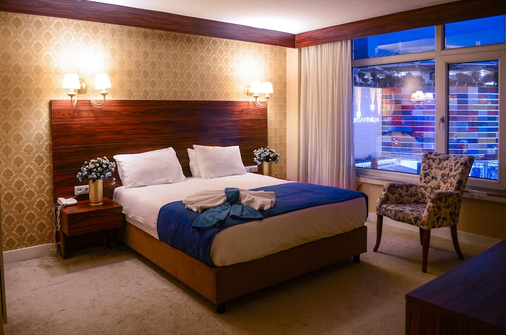 COMFORT, DOUBLE BED