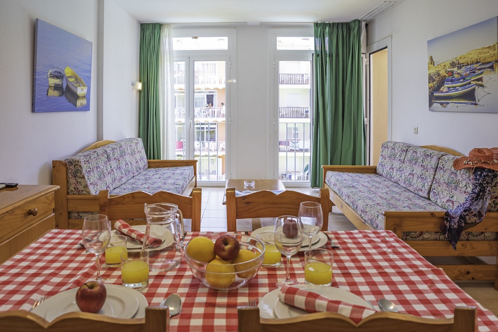 Apartments Comte D Empuries 25/50
