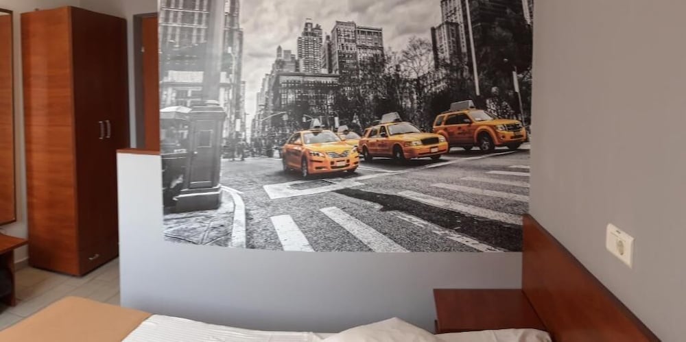 City Hotel 22/50