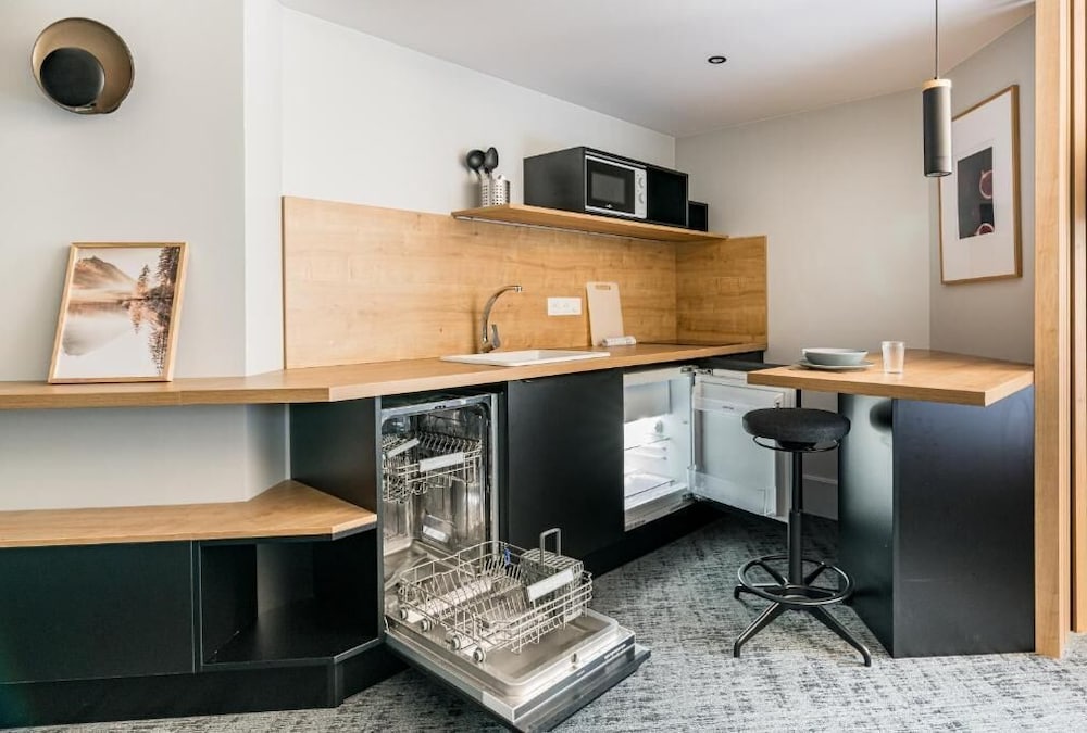 Mercure Saint Etienne Parc De L Europe 22/34