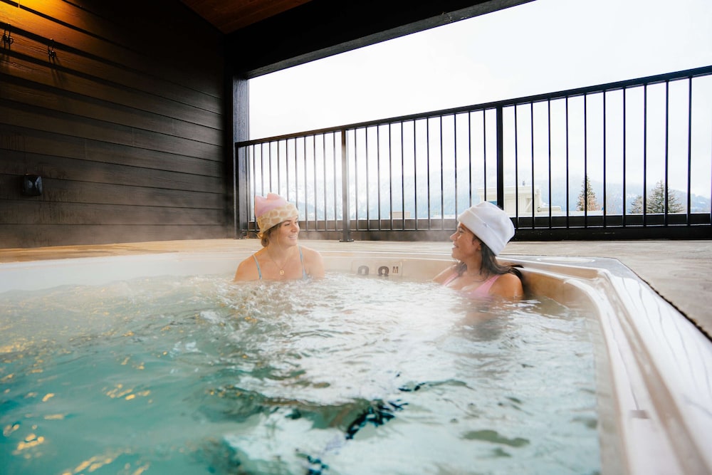 Basecamp Suites Revelstoke 20/50