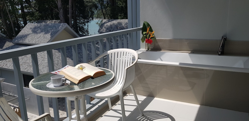 Villa Cha Cha Krabi Beachfront Resort 49/69