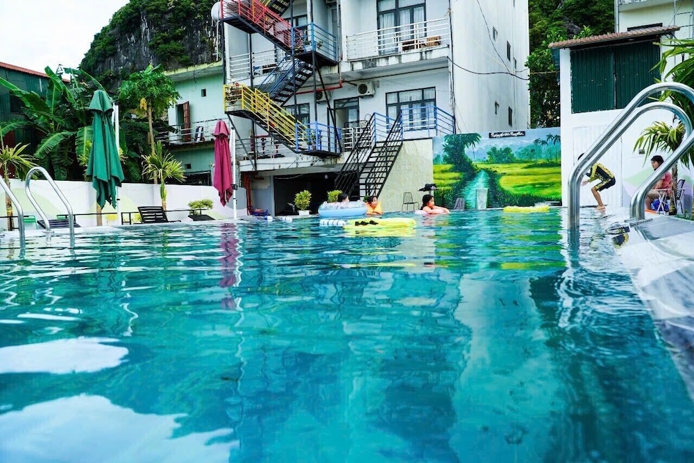 Thuong Hai Hotel 30/33