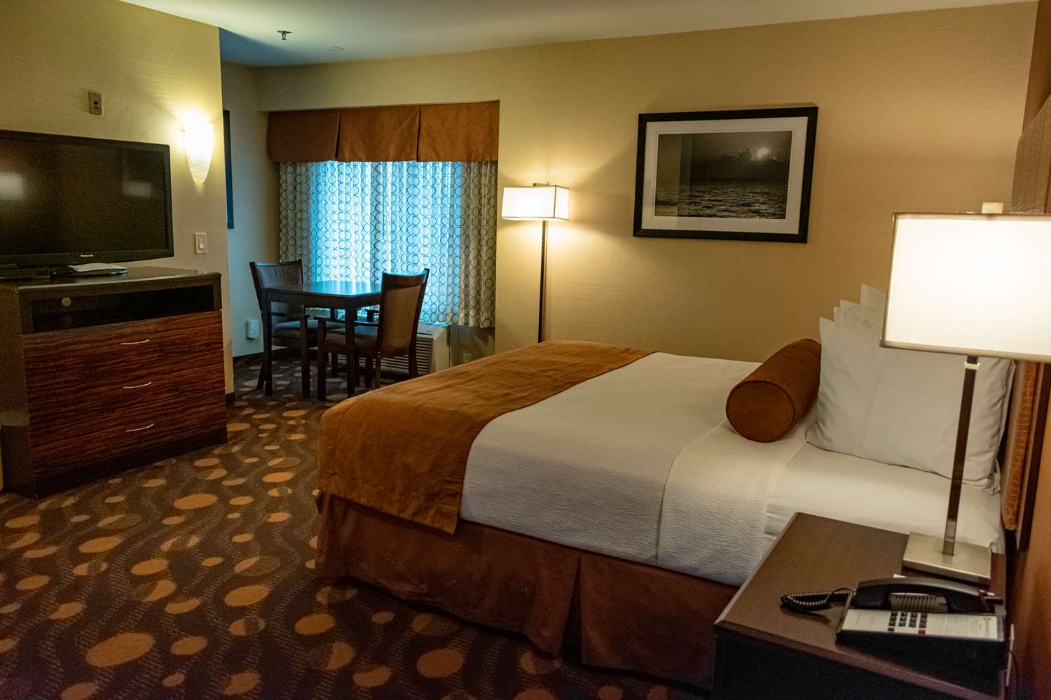 Best Western Plus Suites Hotel Coronado Island 20/36