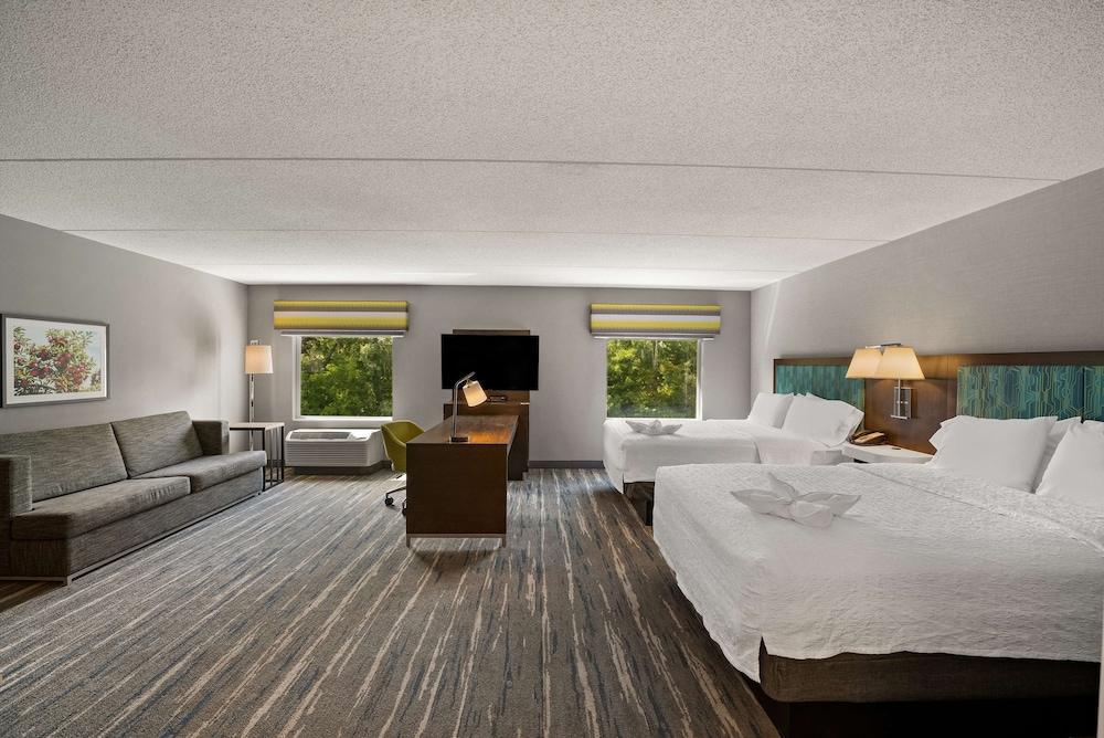 Studio, 2 Queen Beds